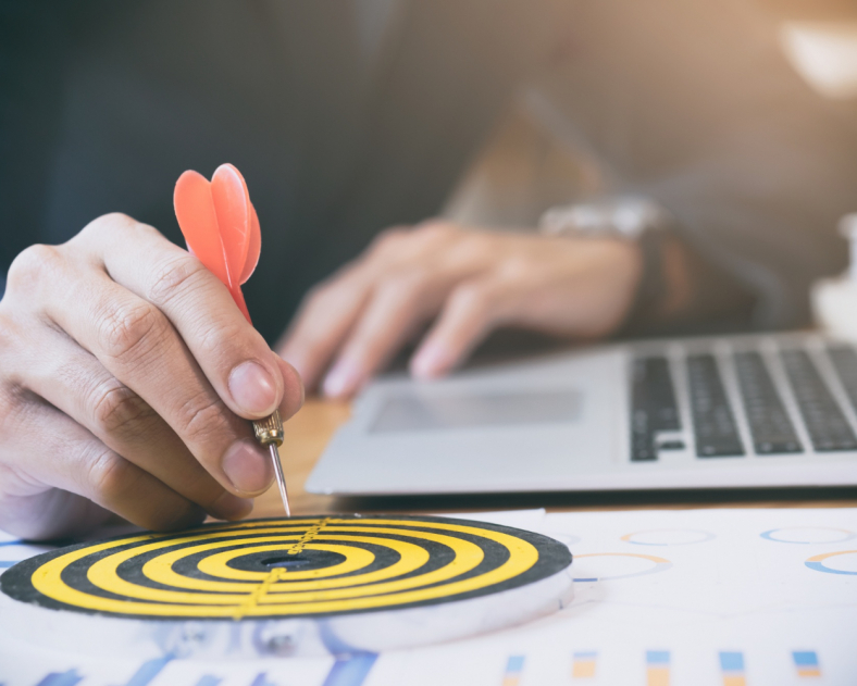 business-strategy-success-target-goals